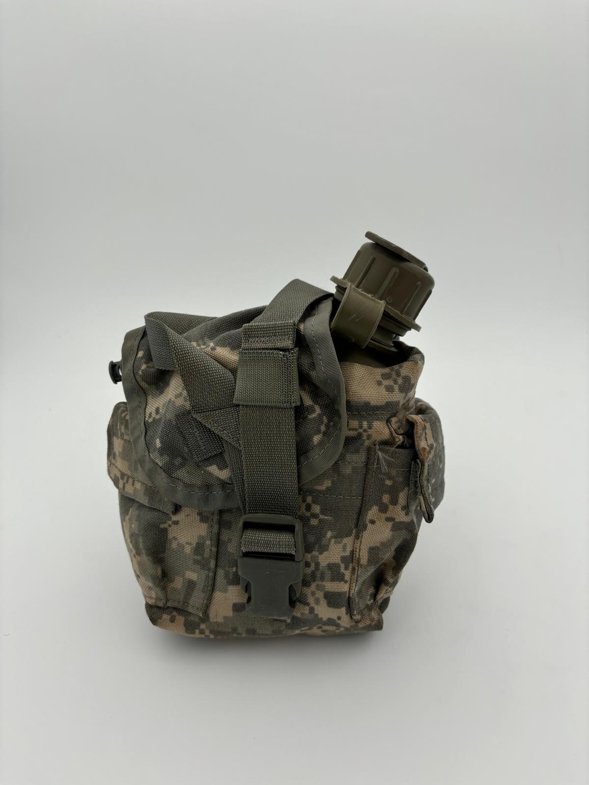 US Army Feldflasche – Gemischtes Lot (NOS bzw. leicht gebraucht) mit Molle II Tasche