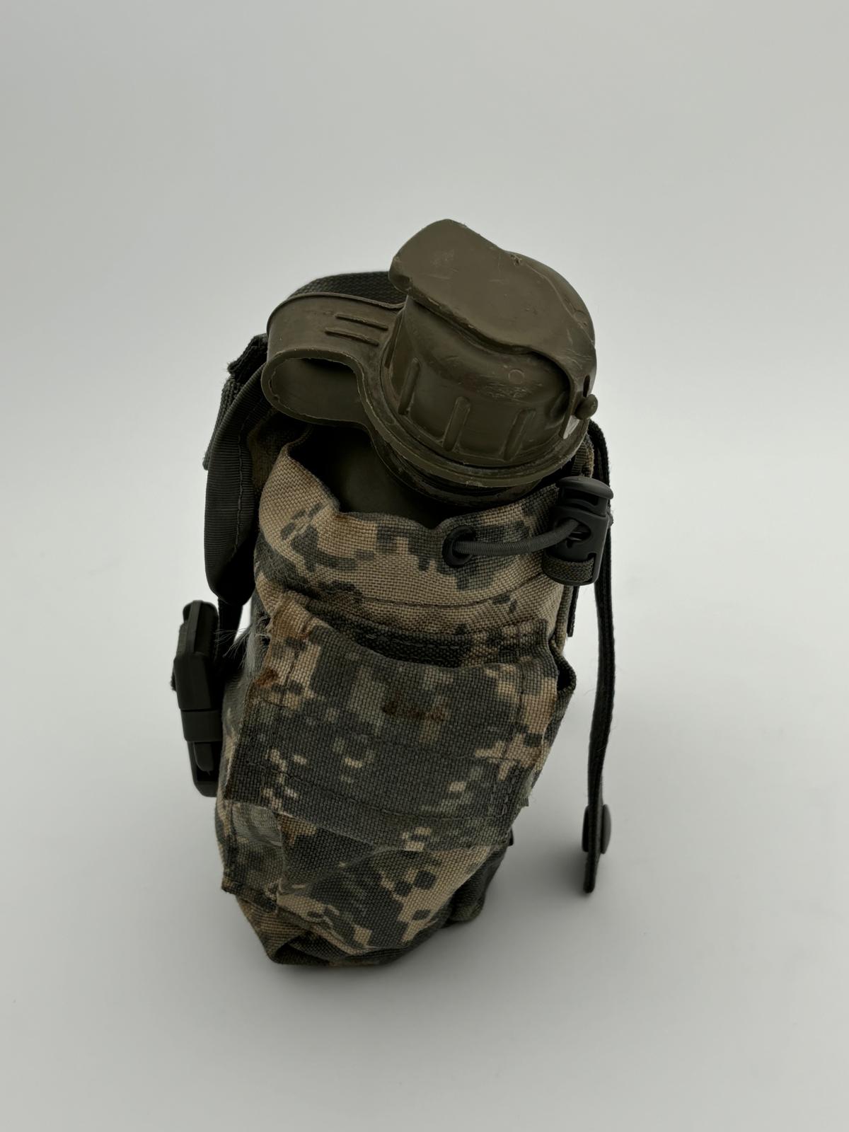 US Army Feldflasche – Gemischtes Lot (NOS bzw. leicht gebraucht) mit Molle II Tasche