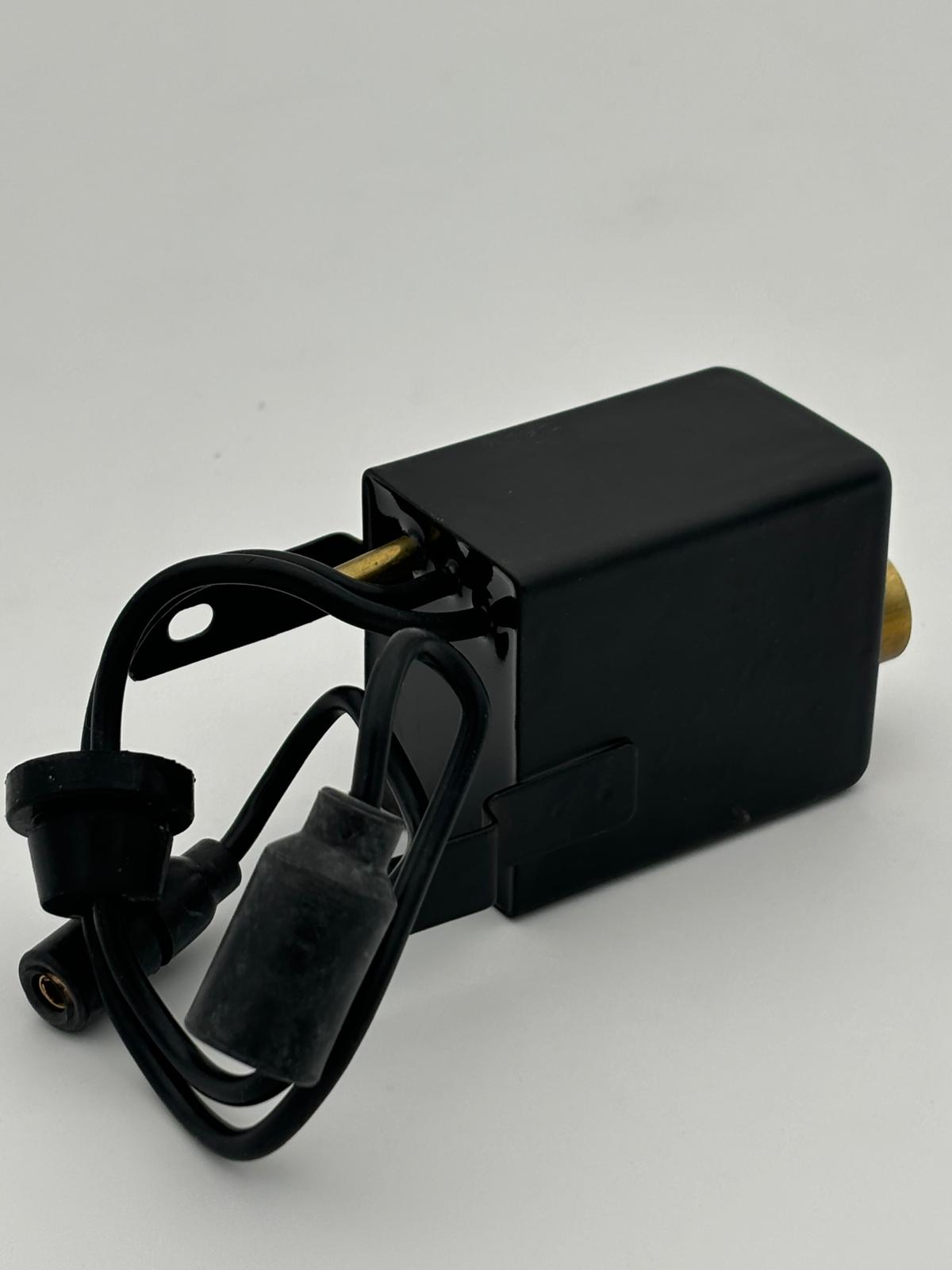 Humvee Wischwassserpumpe