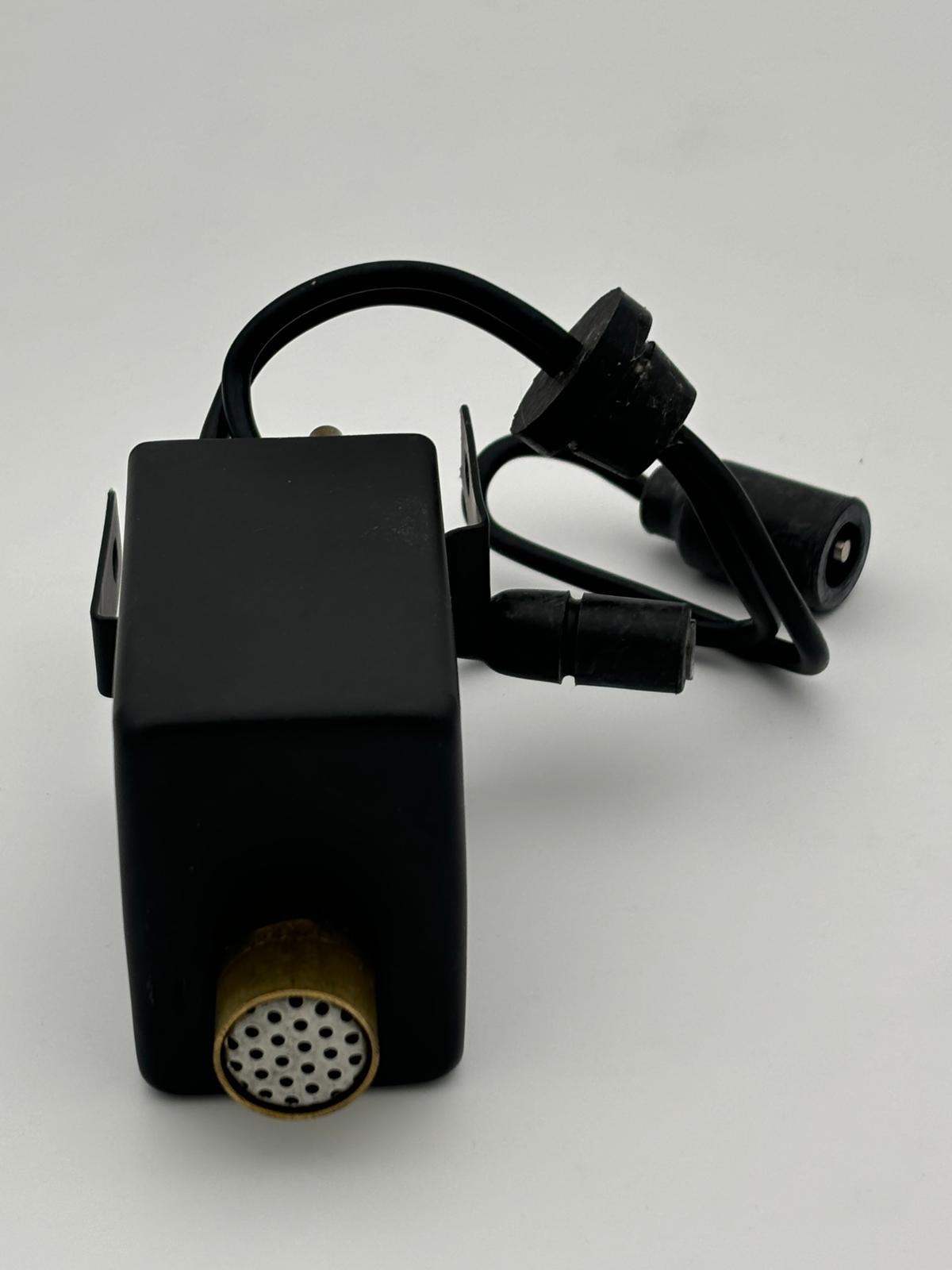 Humvee Wischwassserpumpe