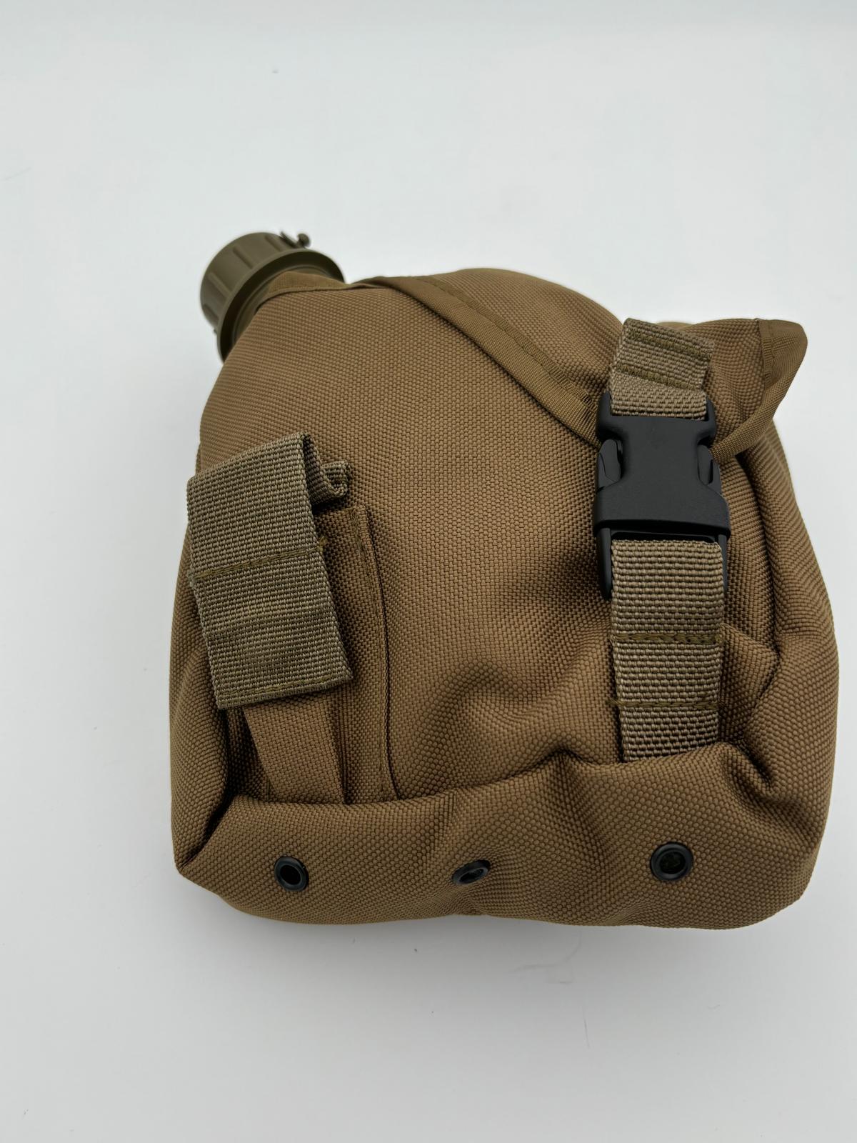 Original MOLLE II QT Canteen Cover von TRU-SPEC in Coyote