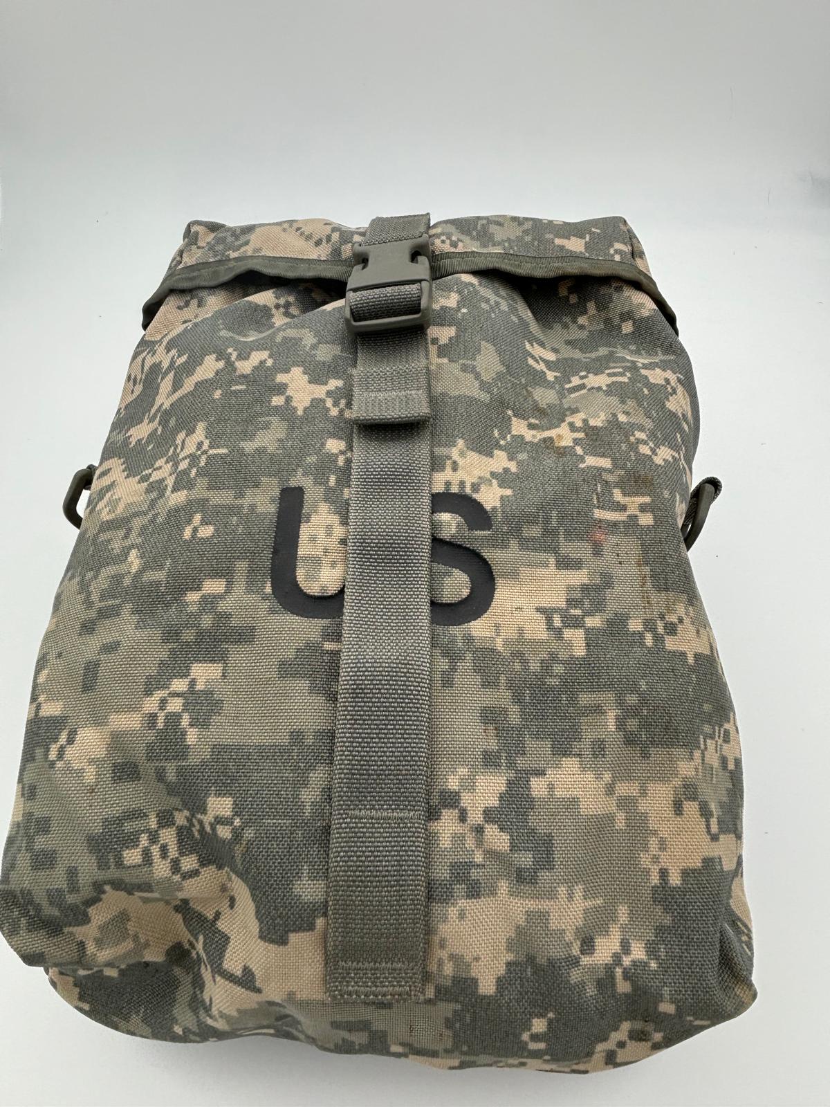 US Army Sustainment Pouch MOLLE II in AT-Digital ACU