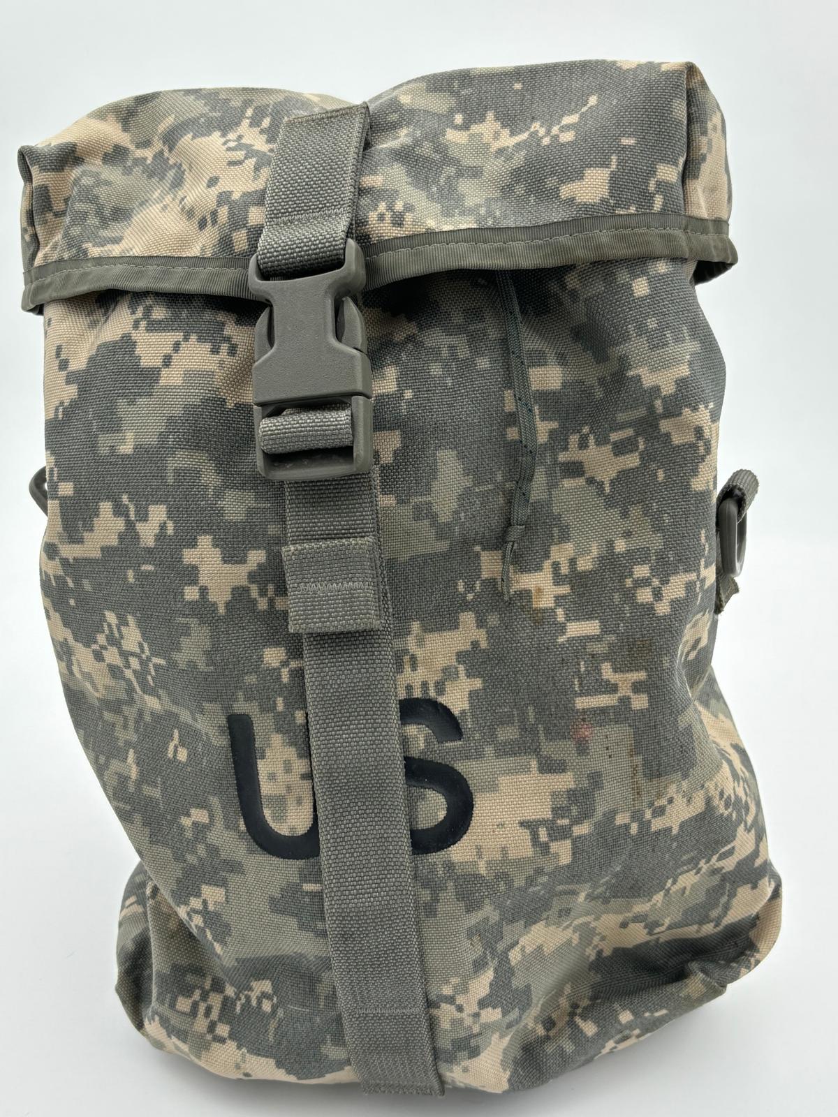 US Army Sustainment Pouch MOLLE II in AT-Digital ACU