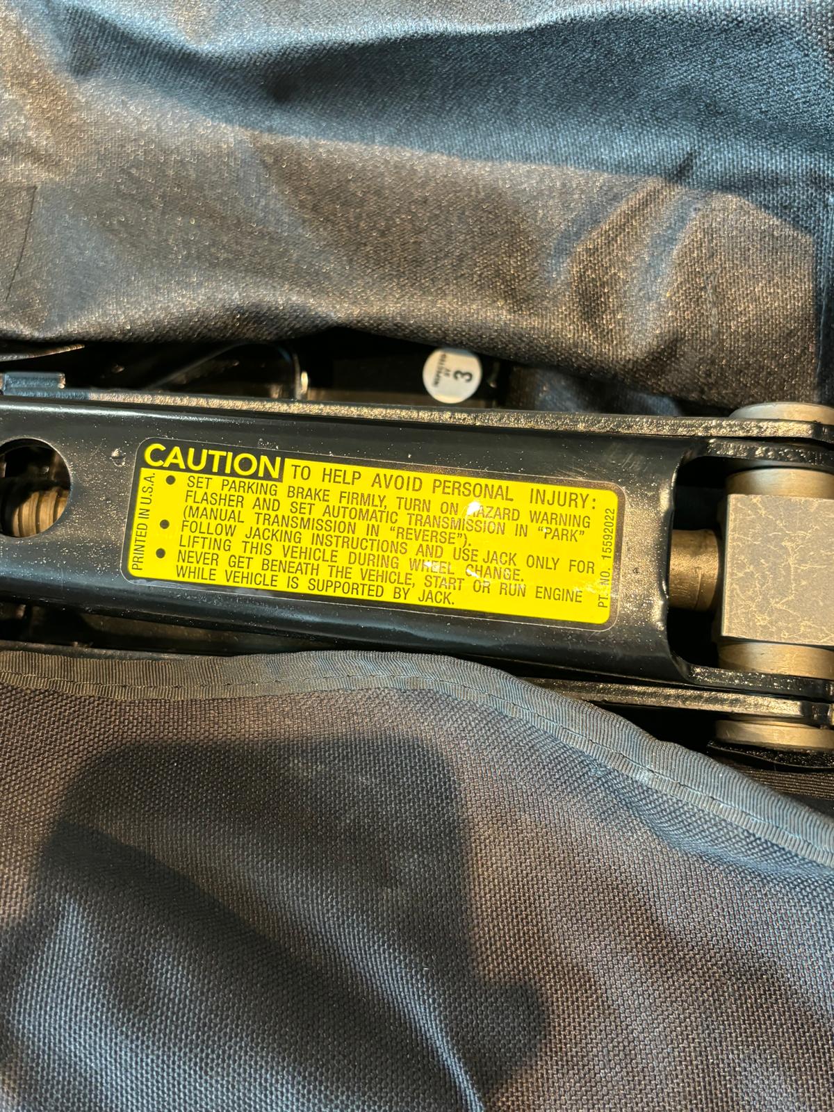 Original Humvee Wagenheber NOS komplett - unbenutzt