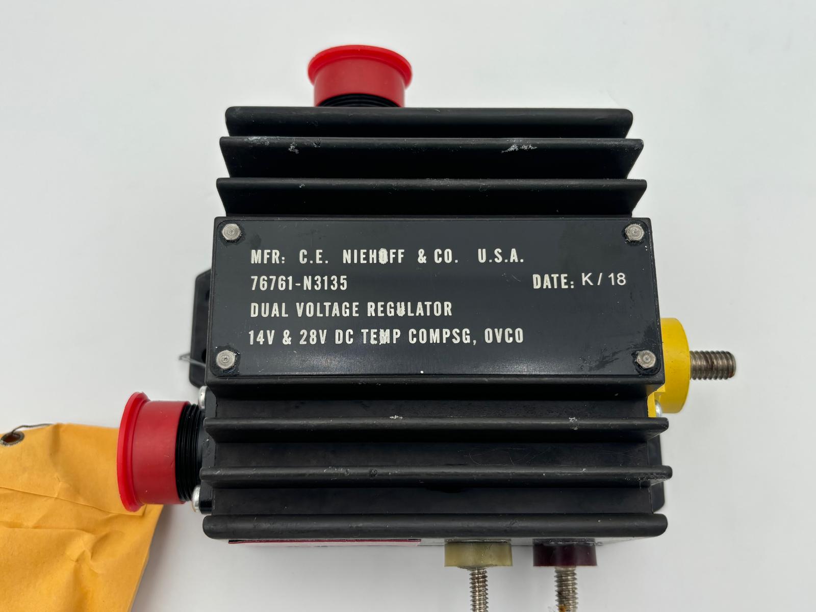 Humvee Lichtmaschinen Regler 100/200A Dual Voltage US Military NOS