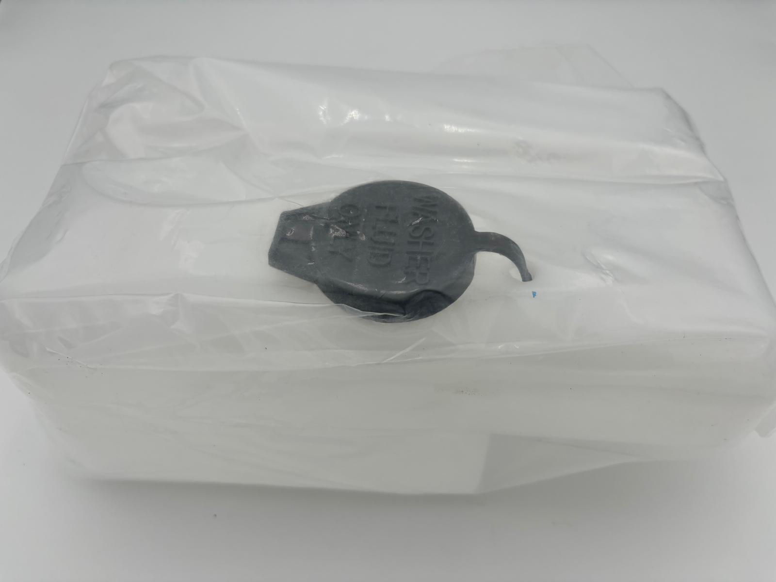 Humvee Wischwasserbehälter ohne Pumpe Neu