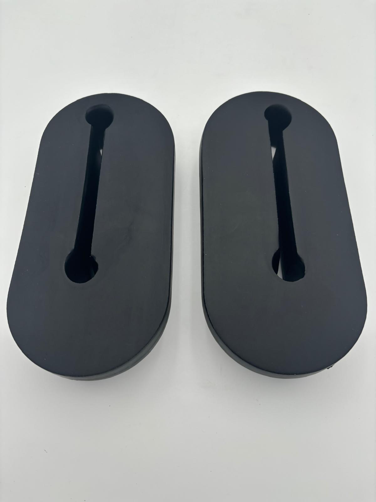 Humvee Haubenauflagen Gummi set rechts und links